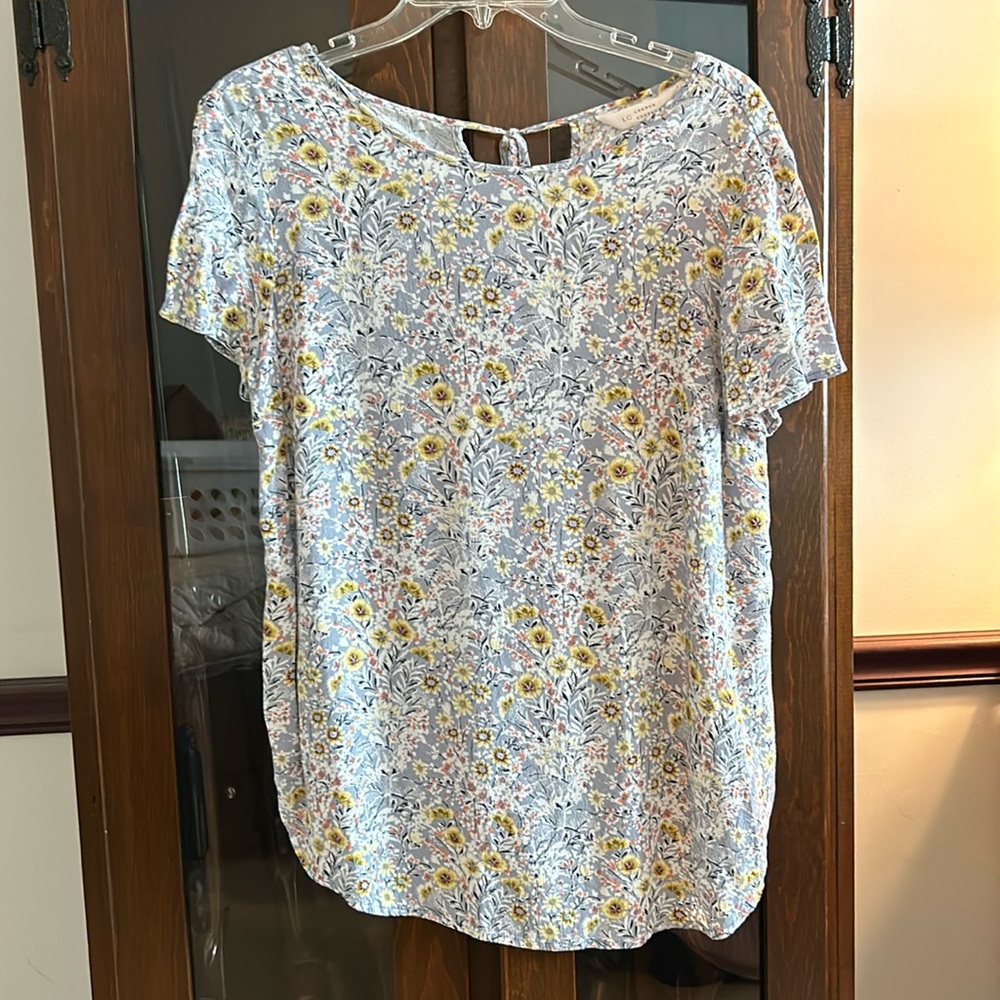 Beautiful Lauren Conrad top